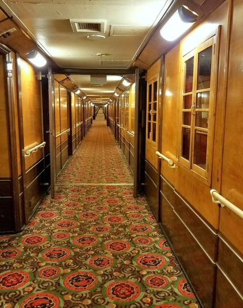 Endless Hallway, Queen Mary Ship, Rms Queen Mary, Carnival Cruise Ships, Dream Core, Random Photography, Pathway Landscaping, South Hampton, Lake Shore Drive