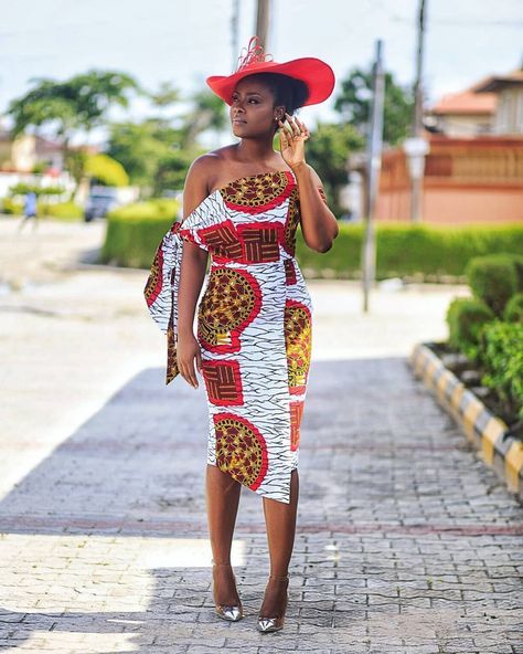 Ankara queen African Print Clothing, Ankara Gown Styles, African Wear Dresses, Afrikaanse Mode, Ankara Dresses, Ankara Print, African Fashion Modern, African Ankara, African Traditional Dresses