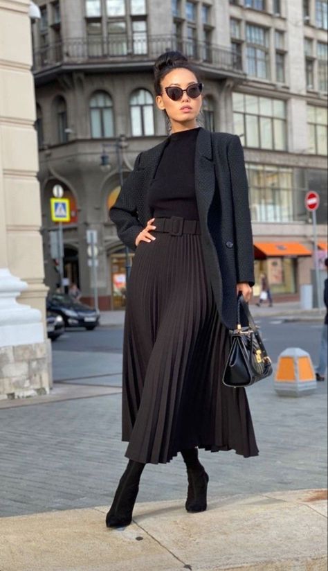 Israelite Women, Modest Apparel, Hebrew Israelite, Middleton Style, Rock Outfit, Mode Casual, Classy Work Outfits, Looks Street Style, Modest Clothing