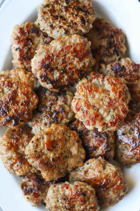 Homemade Breakfast Sausage Recipe, Breakfast Sausage Recipe, Pork Sausage Recipes, Homemade Breakfast Sausage, Homemade Sausage Recipes, Sausage Seasoning, Breakfast Sausage Recipes, Sausage Patties, Sausage Recipe