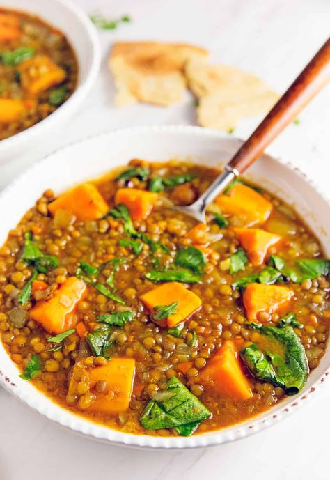 Healthy Lentil Recipes, Moroccan Sweet Potato, Lentil Recipes Healthy, Plant Based Gluten Free, Stew Vegan, Whole Food Plant Based, Lentil Stew, Lentil Recipes, God Mat