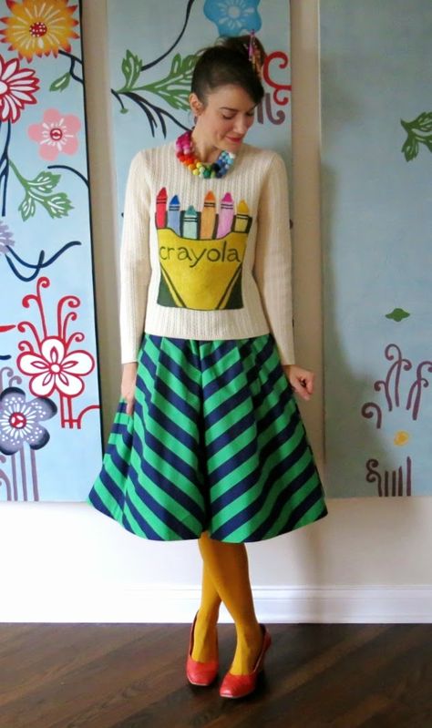 Cassie Stephens: What the Art Teacher Wore- I want to make this sweater! Fun Teaching Outfits, Crayon Sweater, Teacher Outfits Dresses, Art Teacher Outfits, Teacher Outfits Professional, Teacher Attire, Winter Teacher Outfits, Teacher Outfits Elementary, Cassie Stephens