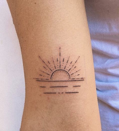 Dawn Tattoo Sun, Sun Line Work Tattoo, Sunshine Ankle Tattoo, Feminine Sun Tattoo, Dawn Tattoo Ideas, Small Holiday Tattoos, Sunrise Tattoo Simple, Sun Rise Tattoo, Maggie Tattoo