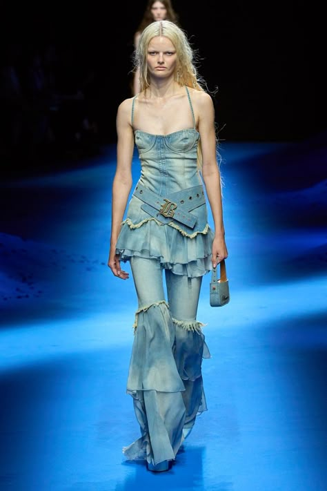 Denim On Denim Runway, Denim Haute Couture, Blumarine Runway, Spring 2023 Ready To Wear, Runway Fashion Couture, Runway Outfits, 2023 Ready To Wear, Ragged Priest, All Jeans