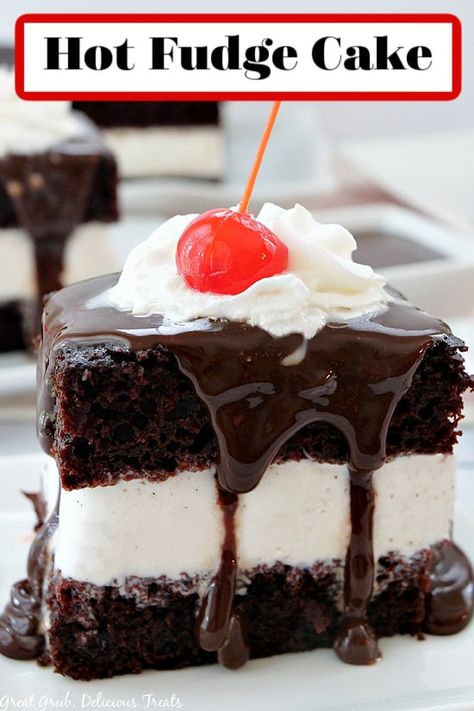 Hot Fudge Cake Shoneys Hot Fudge Cake Recipe, Homemade Easy Recipes, Fudge Ice Cream Cake, Fudge Cake Recipe, Hot Fudge Cake, Fudge Dessert, Fabulous Desserts, Ice Cream Cake Recipe, Poke Cakes