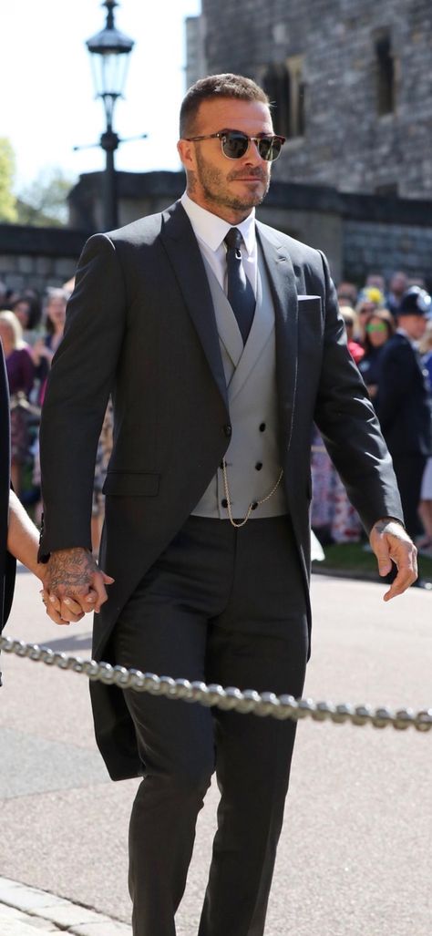 David Beckham Royal Wedding David Beckham Hairstyle Undercut, David Beckham Hairstyle Short, Beckham Wedding, Beckham Suit, David Beckham Family, David Beckham Suit, David Beckham Hairstyle, Celebrity Style Men, David Beckham Style