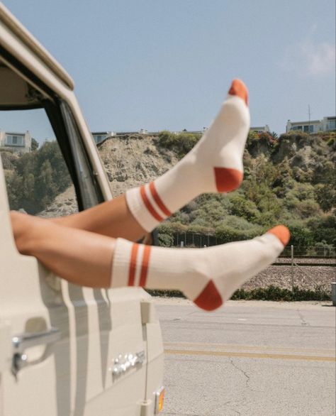 Socks Photoshoot, Surfer Shoes, Skate Socks, Camp Socks, Beach Socks, California Winter, Socks Aesthetic, Surf Hoodies, Outdoor Socks