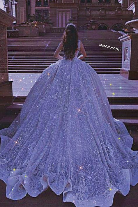 Yn Dress, Aesthetic Princess Dress, Ball Gowns Fantasy, Princess Dress Pink, Color Melon, Royalty Dress, Crazy Dresses, Sparkle Outfit, Pretty Quinceanera Dresses