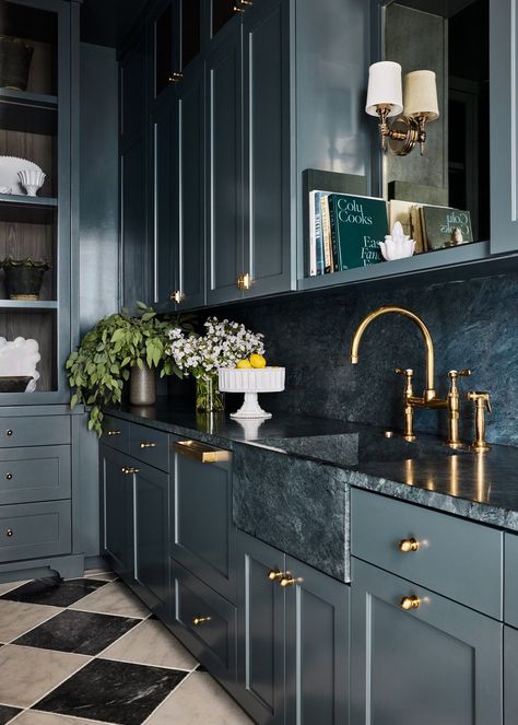 Butler's pantry with checkered floor, dark blue gray cabinetry, and dark stone sink Kitchen Wall Design Ideas, Ideas For Restaurant, Kitchen Wall Design, Kitchen Cabinet Color Ideas, Wall Design Ideas, Butler’s Pantry, Devol Kitchens, Butlers Pantry, Creative Kitchen