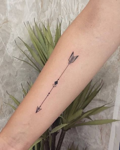 Fine line arrow tattoo on the inner forearm. Fine Line Inner Forearm Tattoo, Dog Arrow Tattoo, Arrow Tattoo Arm Women, Arrow On Finger Tattoo, Fine Line Arrow Tattoos For Women, Strength Arrow Tattoo For Women, Sun Arrow Tattoo, Arm Arrow Tattoos For Women Forearm, Fine Line Arrow Tattoo Design