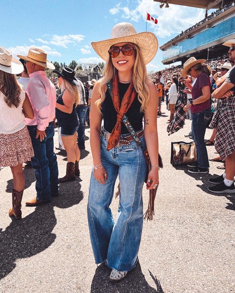 Cute Rodeo Outfits, Stampede Outfit, Summer Western Outfits, Casual Western Outfits, Western Summer Outfits, Country Fall Outfits, Punchy Outfits, Cute Western Outfits, Country Outfits Women