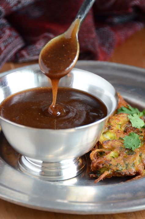 DSC_1591(small) Onion Bhajis, Tamarind Recipes, Indian Cookbook, Tamarind Sauce, Indian Appetizers, Tamarind Chutney, Favorite Appetizers, Indian Snack Recipes, Chutney Recipes