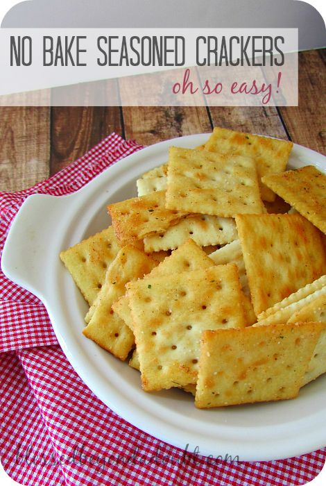 Saltine Crackers Snacks, Spicy Mini Saltine Crackers, Mini Crackers With Ranch, Ranch Mini Saltines, Saltine Cracker Recipes Seasoned Baked, Firecracker Crackers Mini Saltines, Mini Crackers Recipe, Flavored Saltine Crackers, Seasoned Mini Saltine Crackers