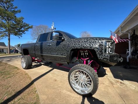 Pink Gmc Truck, Pink And Black Truck, Pink Lifted Trucks, Lifted Ford Trucks F250 Pink, White Lifted Truck With Pink Lights, Pink Truck Accessories, Truck Quotes, Country Trucks, Lifted Chevy Trucks With Led Lights