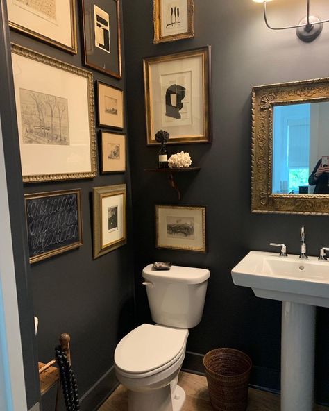 Dark Paint Powder Room, Bathroom Facelift, Black Powder Room, Klein Toilet, Tiny Powder Rooms, Wrought Iron Paint, Tiny Powder Room, Mini Bad, Condo Bathroom