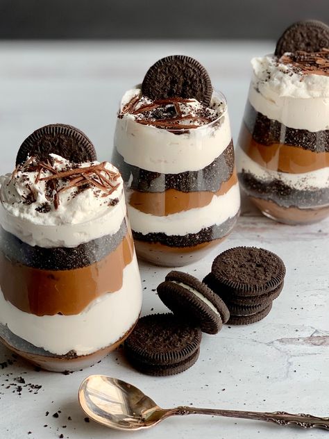 Cookies And Cream Parfait Recipe, Diary Free Dessert, Dairy Free Whipped Topping, Lactose Free Desserts, Non Dairy Desserts, Chocolate Parfait, Gluten Free Dairy Free Dessert, Oreo Desserts, Homemade Chocolate Pudding