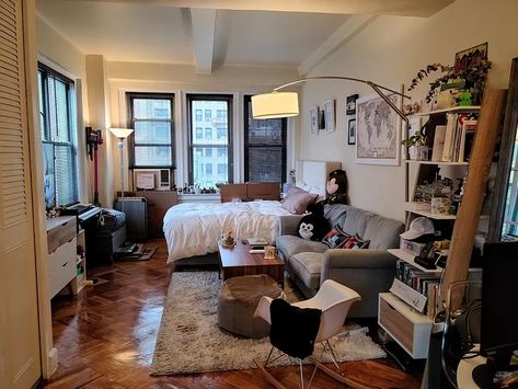 New York Apartment Interior, Brooklyn Apartment, Nyc Studio, Future Apartment, New York Apartment, Nyc Apartment, Cozy Place, Apartment Interior, Pigeon