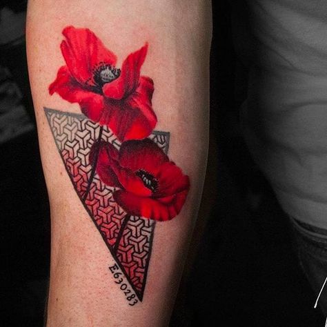 Discover | Tattoodo Red Lips Tattoo, Black And Red Tattoo, Steve Butcher Tattoo, Rat Tattoo, Pocket Watch Tattoos, Avengers Tattoo, Poppy Tattoo, Hyper Realistic Tattoo, Astrology Tattoo