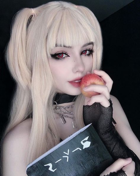 Goth Halloween Costume, Misa Amane Cosplay, Doll Mask, Cosplay Ideas Women, Perfect Bangs, Anime Cosplay Makeup, Misa Amane, Anime Makeup, Women Costume