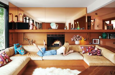 Tour Nikolai Haas and Djuna Bel's Los Angeles Haven | Architectural Digest Built In Couch, Built In Sofa, Diy Sofa, A Living Room, Architectural Digest, Cheap Home Decor, Living Room Sets, Design Interior, Living Room Sofa