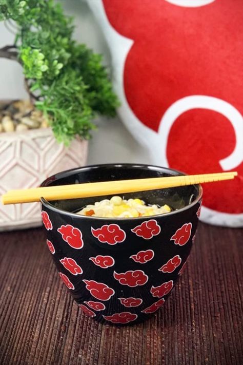 Anime Chopsticks, Naruto Bowl, Anime Ceramics, Cloud Symbol, Akatsuki Cloak, Akatsuki Cloud, Leaf Village, Bowl Ideas, Ramen Bowl