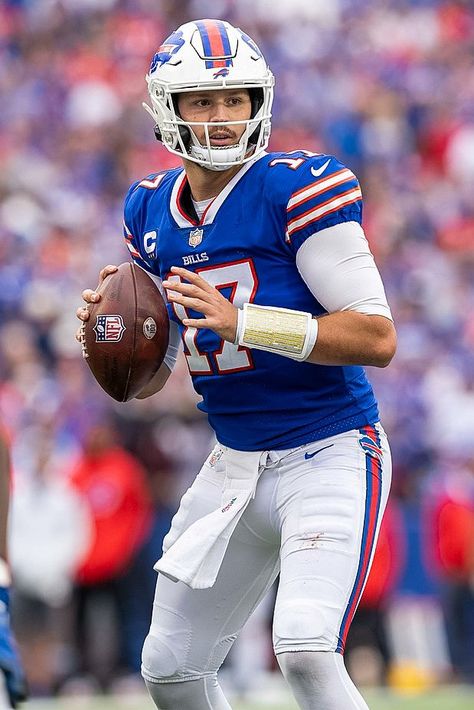 My edits! Photo Credit to All-Pro Reels via Flickr Josh Allen Wallpaper, Josh Allen Buffalo Bills, Football Poses, Buffalo Bills Football, Bills Football, Josh Allen, Nfl Buffalo Bills, A Football, Buffalo Bills