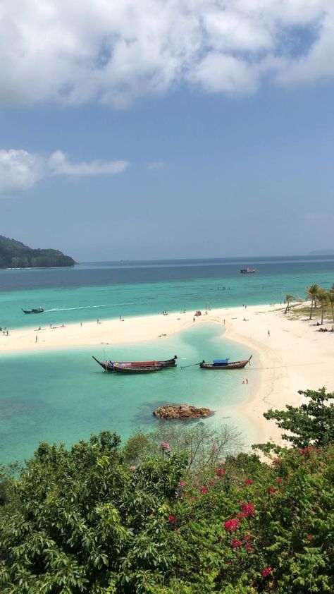 Best vacation destinations Thailand Bucket List, Thailand Islands, Thailand Aesthetic, Things To Do In Thailand, Islands Thailand, Thailand Tourism, Trip To Thailand, Koh Lipe, Thailand Itinerary