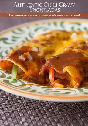 Have you ever thought that your homemade enchiladas are good, but just not quite as great as an authentic restaurant makes? The secret is in the gravy. It's a very spicy, smooth sauce that bakes up perfectly on enchiladas. Try it and never look back! Texmex Enchiladas, Chili Gravy, Mexikansk Mat, Homemade Enchiladas, Enchiladas Recipe, Gooey Cheese, Tex Mex Recipes, Enchilada Recipes, Latin Food