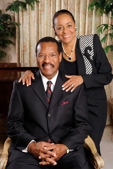 Presiding Bishop of the Churches of God in Christ Bishop Charles Edward Blake and his lovely wife Lady Mae Lawrence Blake. Pastor And Wife Photoshoot Ideas, Clergy Photoshoot, Pastor Poses Photo Ideas, Pastor And First Lady Photos, Pastor And Wife Photoshoot, Ministry Headshots, Pastor Photoshoot Ideas, Old Black Couple, Pastor Photoshoot