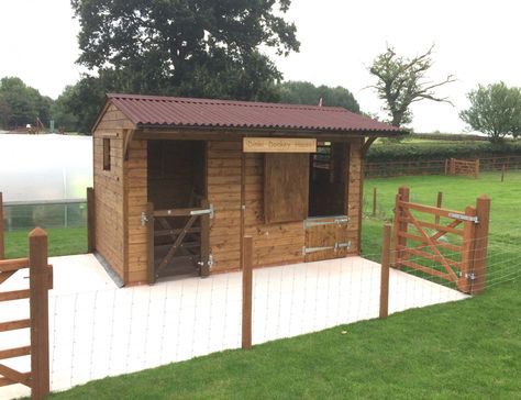 Farrington 2 - WA14 3RE Horse Stables Small, Donkey House, Mini Horse Barn, Horse Stalls Diy, Miniature Horse Barn, Small Horse Barns, Stable Block, Small Barns, Goat House