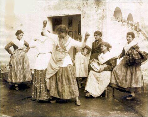 How Southern Italy Found Its Groove With the Restless Tarantella | Italian Sons and Daughters of America Italian Folk Magic, Folk Magic, Types Of Dancing, Traditional Dance, Italian Culture, Italian Women, Folk Dance, America Today, Southern Italy