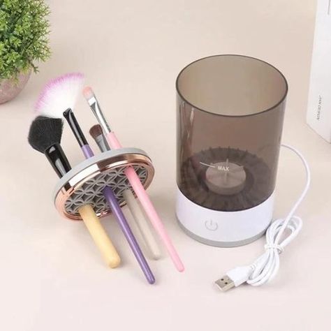 Lazy Cleaning, Makeup Brush Cleaner Machine, Electric Brush, Makeup Brush Storage, Makeup Brush Cleaner, How To Clean Makeup Brushes, Makeup Brush Holders, Clean Makeup, Clean Machine