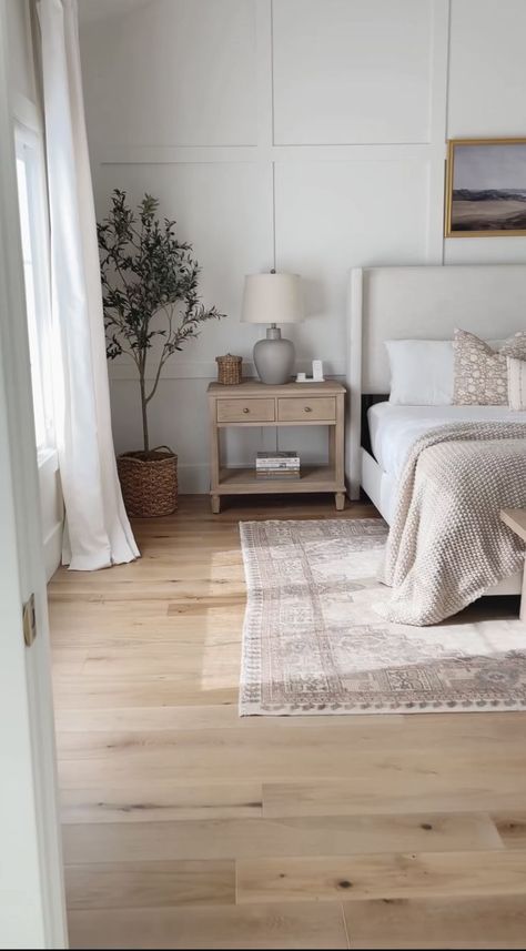 Rug On Light Wood Floor Master Bedrooms, Calm Airy Bedroom, Bedroom Inspo With Wooden Floor, Master Bedrooms Wooden Floor, Light Oak Floor Bedroom, Neutral Bedroom Flooring, Light Wooden Floor Bedroom Ideas, Wood Floor White Walls Bedroom, Light And Airy Master Bed