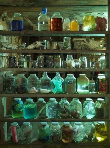 Weird Science Aesthetic, Old Science Aesthetic, Laboratory Aesthetic Dark, Old Laboratory, Science Core, Laboratory Aesthetic, Lab Aesthetic, Mad Scientist Lab, Wooden Pantry