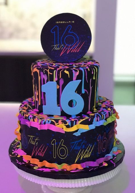 Neon Sweet 16, Neon Birthday Cakes, Splatter Cake, Glow Theme Party, Bolo Neon, Sweet 16 Party Themes, Neon Cakes, Neon Birthday Party, Painting Birthday Party