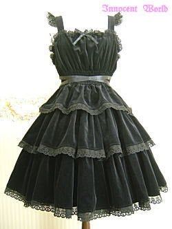 Innocent World (2006) Innocent World, Lolita Outfits, Elegant Gothic, J Fashion, Gothic Lolita, Lolita Fashion, Fashion Sense, Victorian Dress, Outfit Inspirations