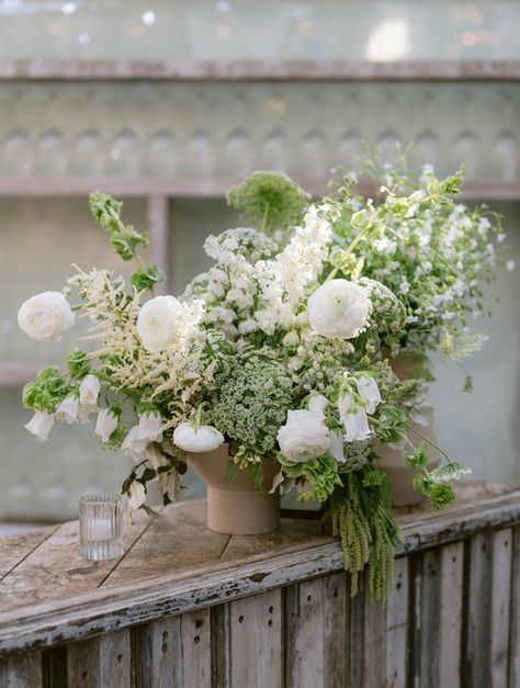 Earthy Floral Wedding, Wedding Florals With Greenery, White Amaryllis Arrangement, Traditional Wedding Florals, Wedding Bar Floral Arrangements, Garden Style Flower Arrangement, Bar Flowers Wedding, White Green Wedding Decor, Bridesmaid Bouquet Centerpiece