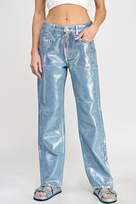 Introducing The Metallic Jean, a luxurious twist on a classic wardrobe staple. Crafted from metallic silver denim, these on-trend jeans offer the perfect balance of style and comfort. With flattering silhouettes, belt loops, five pockets, and a front button closure, they bring timeless sophistication into any look. Metallic Jeans Outfit, Seventeen Outfits, Party Jeans, Trend Jeans, Blue Jean Outfits, Summer Bottoms, Metallic Jeans, Sorority Recruitment, Classic Wardrobe Staples