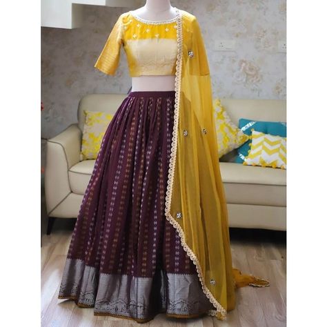 Indian Dress Up, Kalamkari Dresses, Crop Top Lehenga, Choli Dress, Half Saree Lehenga, Pattu Saree Blouse Designs, Half Sarees, Saree Blouse Neck Designs, Lehenga Gown