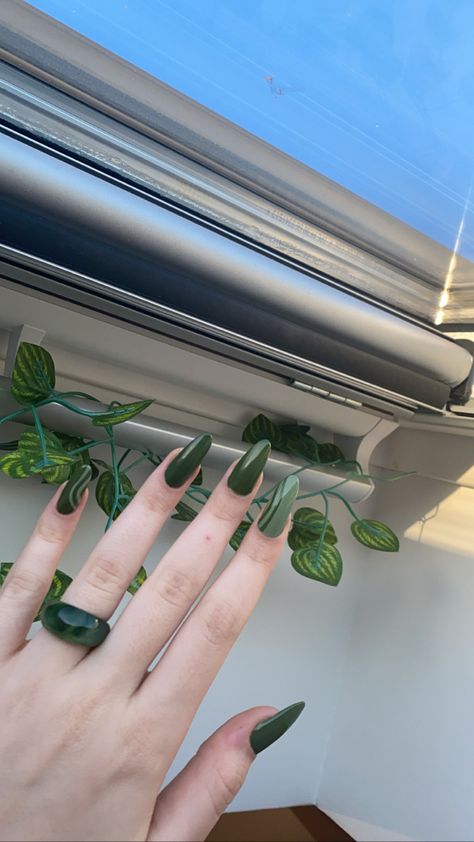 Green Nail, Green Nails, Summer Nails, Nail Polish, Nail Art, Nails, Green, Art, Nail Arts