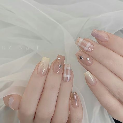 Pearl Nail Art, Korean Nail, Korean Nail Art, Hello Nails, Punk Nails, Korean Nails, Beige Nails, Simple Gel Nails, Blush Nails