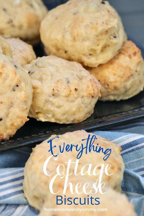 Cottage Cheese Biscuits, Cottage Cheese Recipes Healthy, Cottage Cheese Desserts, Cottage Cheese Recipes, Cheese Biscuits, Biscuit Bake, Low Carb Diet Recipes, Losing 40 Pounds, Low Carb Meals Easy