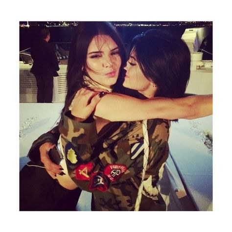 Kylie Jenner 2014, Kendall Jenner Tumblr, Kendall Jenner 2016, Kendall Jenner Icons, Jenner Girls, Kylie J, Jenner Family, Jenner Sisters, Super Rich Kids