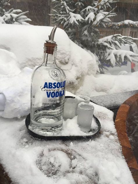 Vodka in the snow with Jacuzzi Russian Vodka, Nightclub Aesthetic, Russia Travel, Silent Night, The Snow, Vodka Bottle, Mother Of Pearl, Vodka, Alcoholic Drinks