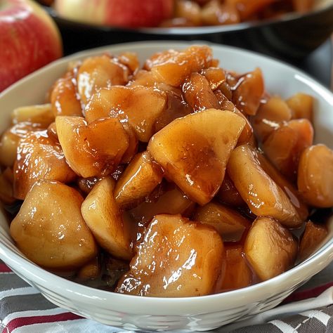 Slow Cooker Cracker Barrel Fried Apples Cracker Barrel Apples, Sausage And Potatoes Skillet, Cracker Barrel Fried Apples, Baked Apple Fritters, Indian Pudding, Broccoli Cheese Soup Recipes, Salmon Patties Recipe, Pasta Recipes Alfredo, Comfort Desserts