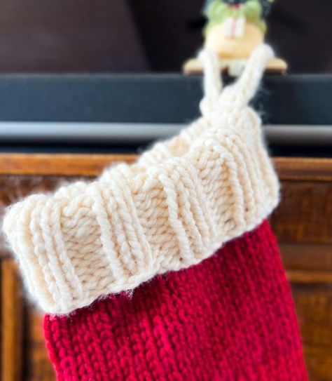 Knitted Christmas Stocking Patterns Free, Christmas Stocking Pattern Free, Knitted Christmas Stocking Patterns, Stocking Pattern Free, Christmas Knitting Projects, Stocking Designs, Christmas Yarn, Christmas Stockings Diy, Crochet Christmas Stocking