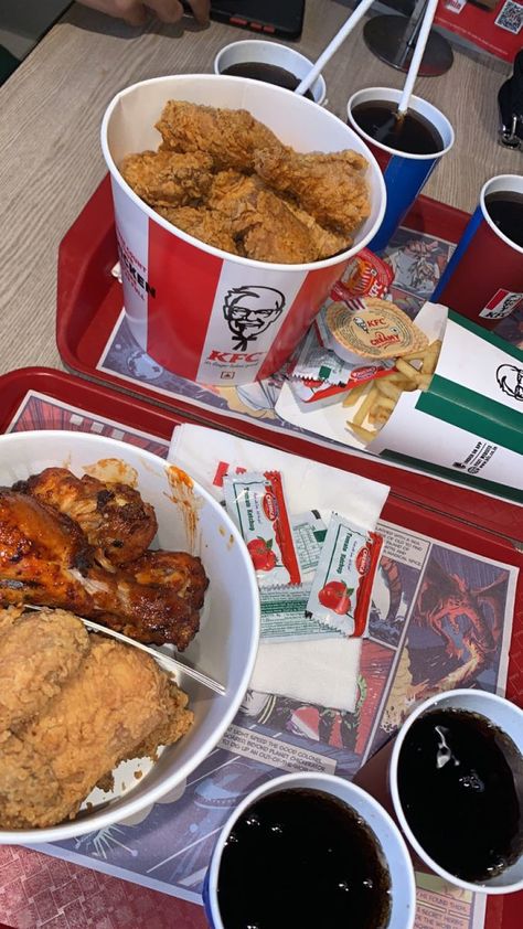 Kfc Snaps Snapchat, Kfc Food Snapchat Story, Fake Pics For Instagram Story Food, Kfc Fake Story, Food Pics Instagram, Kfc Snapchat Story, Kfc Snap, Fake Food Snaps, Kfc Inspired Recipes