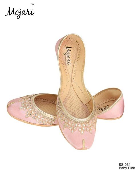 Kussa Shoes, Pink Jutti, Dessert Gifts, Desi Clothes, Fashion Closet, Shoes Pink, Baby Pink, Evening Dress, Mule Shoe