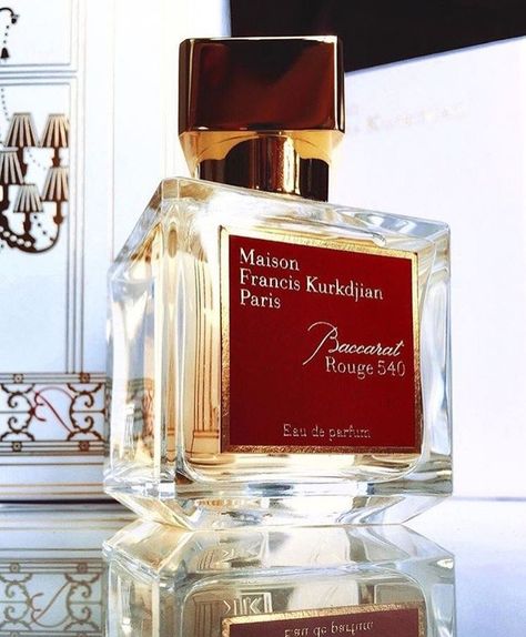 Baccarat Rouge 540 (Maison Francis Kurkdjian) Maison Francis Kurkdjian Baccarat, Light Blue Perfume, Perfume Versace, Perfume Genius, Baccarat Rouge 540, Perfume Display, Perfume Photography, Fragrance Lotion, Perfume Reviews