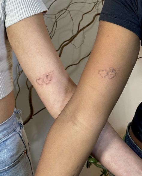 Matching Tattoos For Couples, Locket Tattoos, Couple Tattoo Ideas, Pretty Poison, Maching Tattoos, Tattoos For Couples, Cute Matching Tattoos, Small Matching Tattoos, Small Girly Tattoos